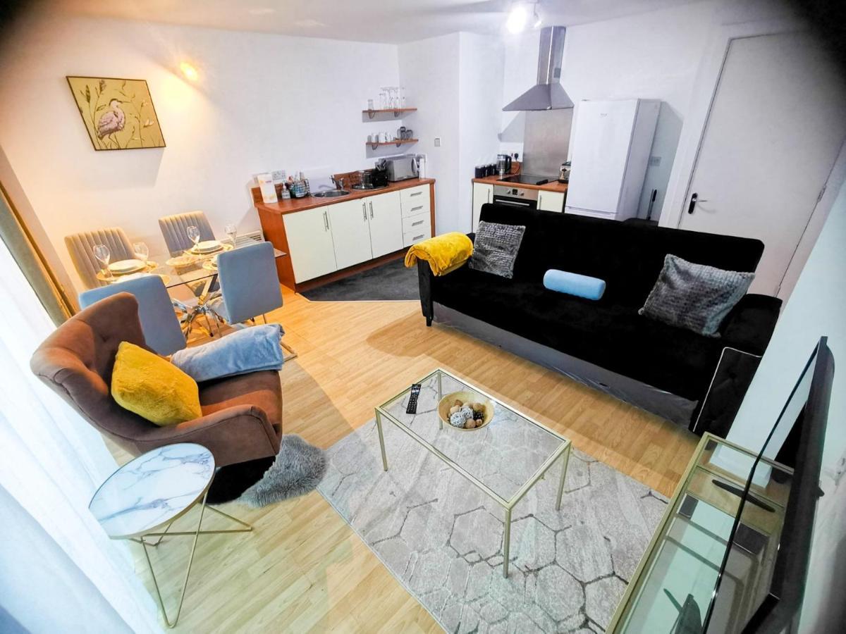 Lovely 2-Bedroom Apartment, Free Parking Manchester Exteriér fotografie