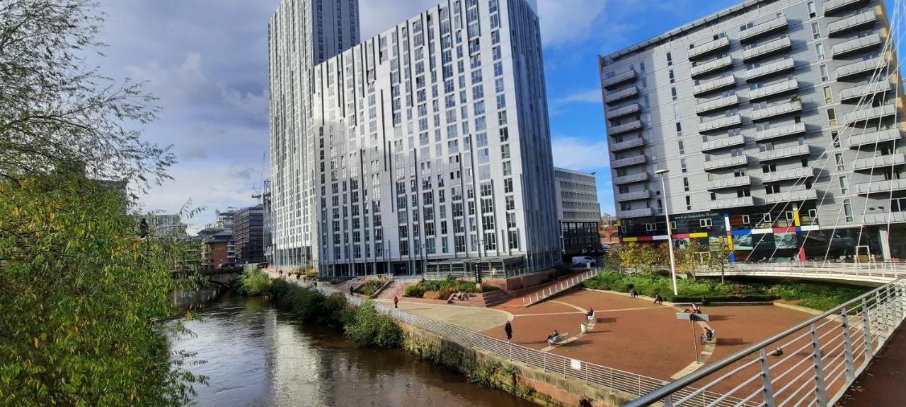 Lovely 2-Bedroom Apartment, Free Parking Manchester Exteriér fotografie