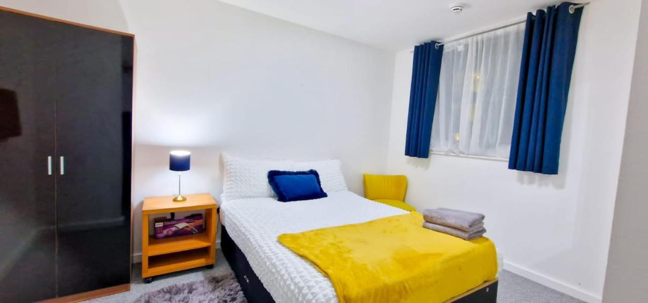 Lovely 2-Bedroom Apartment, Free Parking Manchester Exteriér fotografie