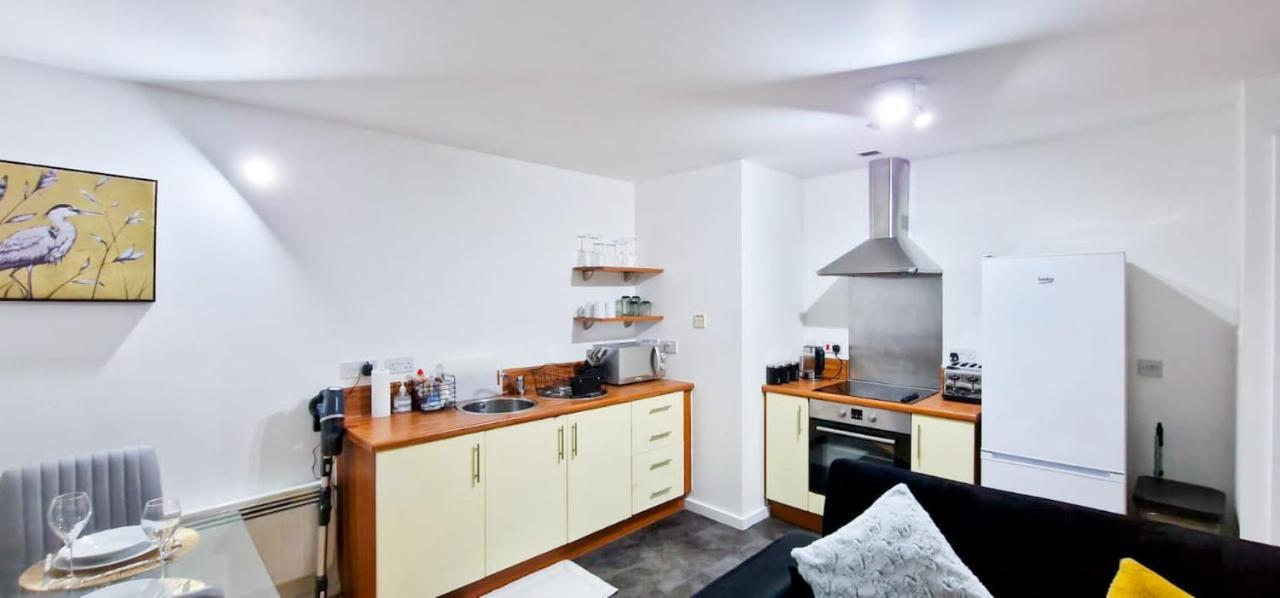 Lovely 2-Bedroom Apartment, Free Parking Manchester Exteriér fotografie